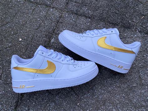 nike air force 1 gold nike zeichen